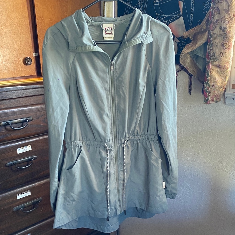 Avalanche Women's Utility Jacket in Green